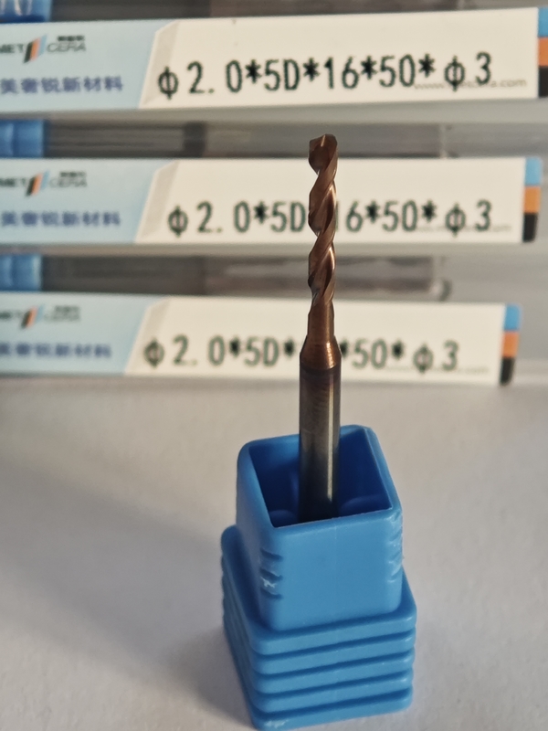 Dureza HRC55-60 Ferramenta de corte de perfuração 5D de carburo sólido φ2.0 x 5D x 16 x 50 x φ3mm