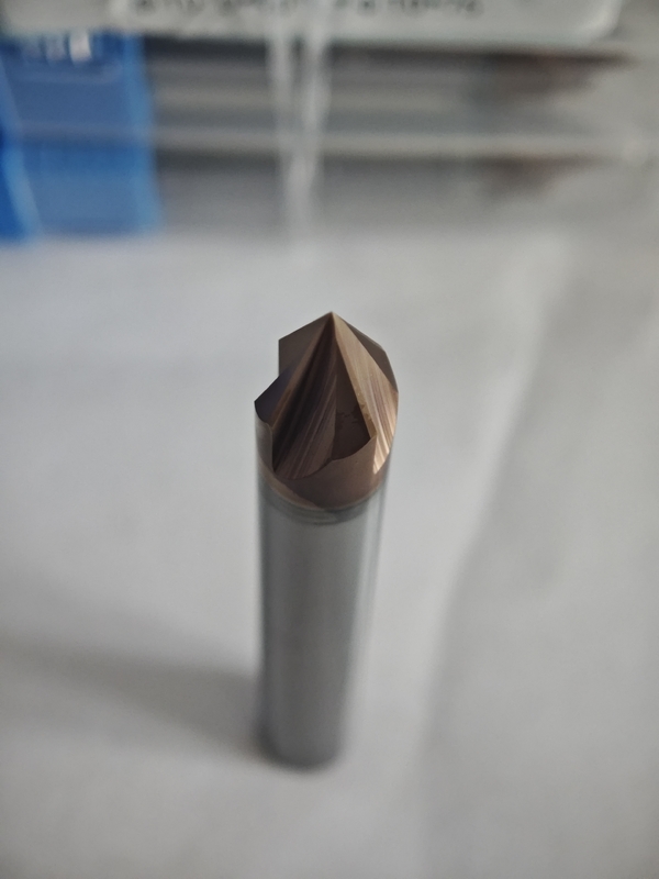 MPG4 CNC Rad Mill Carbide Chamfer Mill 4 Flutes Mill Roughing Processing Mill Para aço ligado, aço de molde, aço pré-endurecido, Φ10.0 X 90 ° x Φ10 X 75mm