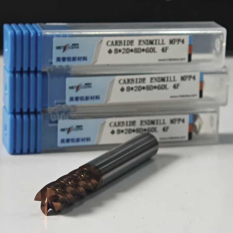 Máquina de moldagem seca e molhada de carburo sólido 8 mm Universal 4 flautas Flat End Mill Φ8x20x8Dx60mm para corte de aço carbono e aço ligado de baixo carbono