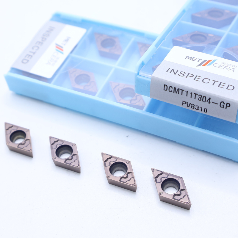 DCMT070204 DCMT11T304 Insertos de torneamento de carburo PVD revestido para torneamento externo e interno em GP Chip Breaker