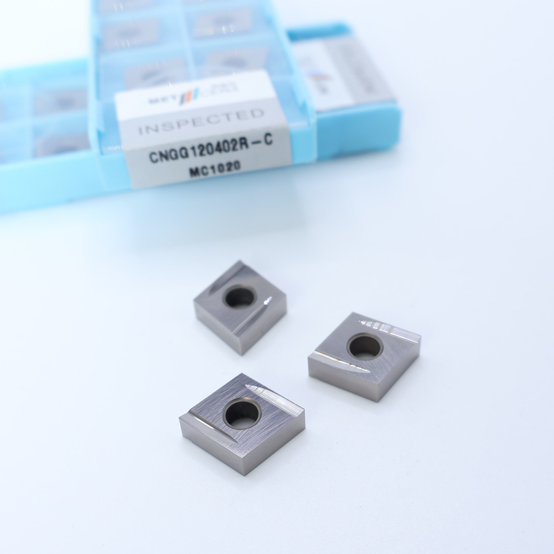 Peças de trabalho de aço carbono CNGG12 inserções de torneamento de cermet com revestimento não revestido e C Finish Chip Breaker