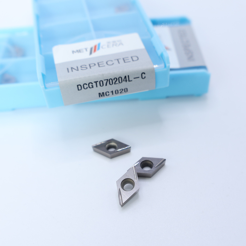 Cermet CNC Turning Insert DCGT07 DCGT11 C Finish Chip Breaker Material de metal Alta resistência ao desgaste Vantagem
